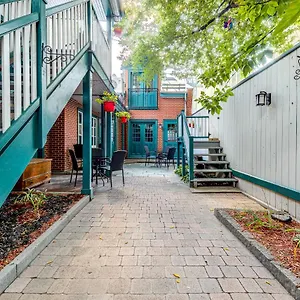 North House - Beautiful Vieux 2 Bedroom , Quebec City Canada